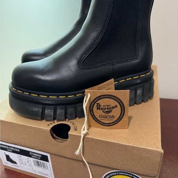 Dr. Martens Audrick Chelsea Black - Picture 3 of 7